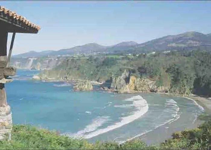 Сasa de vacaciones En Cadavedo Luarca Asturias *